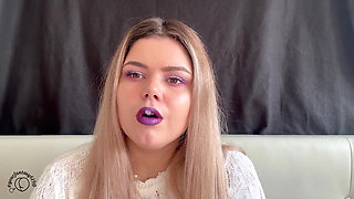 Smoking Fetish with Nice Makeup and Smoke Rings