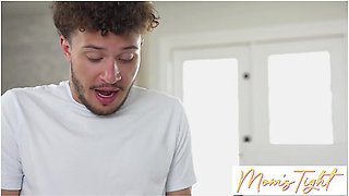 Becoming My Horny Stepmom Spencer Scotts Personal Trainer Leads To Incredible Taboo Sex S1:e3