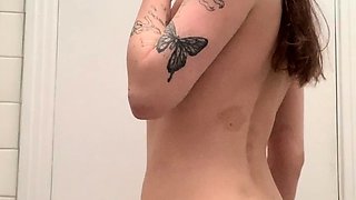 SMALL TIT BRUNETTE TATTOOED TEEN GIRLFRIEND CAUGHT IN SHOWER