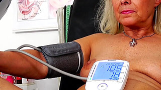 Mature Gyno Exam - Sexy Granny Koko Blond Gets Her Pussy Examined by Freaky Doctor