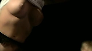 Close up fuck girl in big cock