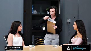 Eliza Ibarra Is Always Down For Lesbian Fun Whitney Wright