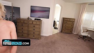 Cover-girl Hyley Winters and Austin Pierce at cougar dirt