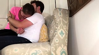 Amateur chubby brunette milf on real homemade