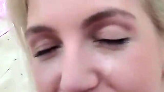 German Blonde Loves Outdoor Piss Games