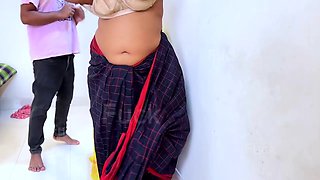 When Telugu Aunty Wearing Saree Without Blouse Went To The Shop To Buy Bra, Shopkeeper Fucks Her While She Trial The Bra - Cum