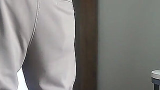 Tight Squeze 18 Ebony Screams During Her First Time. Huge Facial