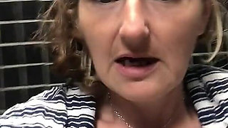 Desperate Cougar Does a Massive Pee in Dallas as Part of Her ‘pissing Around the World’ Collection!