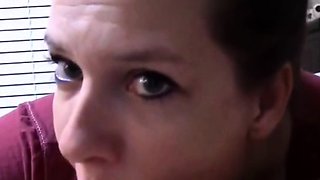 Amateur Housegirl Loves a Big Facial from Strangers