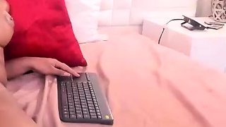 Solo webcam tranny masturbation