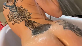 Go in shower with me.Coffee and a cool shower in the morning is the best way to start the day