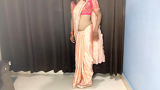 Indian hot stepmoms wearing saree last night looking so hot
