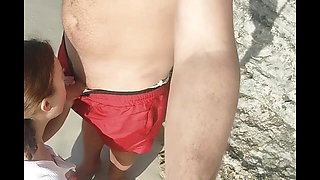 a walk on the beach and a blowjob with a cumshot