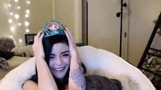 Brunette Solo Webcam Masturbation