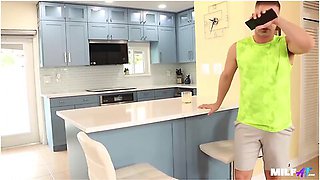 Oops - I Sent A Dick Pic To My Milf Sadie Hotwife