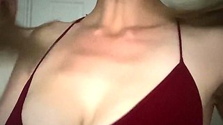 Big boob brunette masturbates on webcam