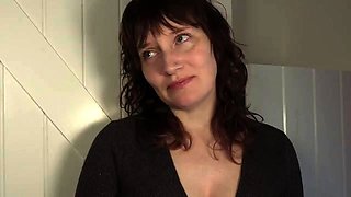 Bettie Bondage – Tricking Your Best Friend's Wife