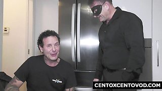 Cento X Cento featuring bidie-in's anal trailer