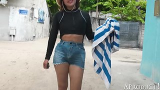 Marina Gold Wetting Her Jeans Shorts On The Island
