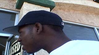 Adorable wet pink slit of cougar whore pulsates wide open for fat pole pump it