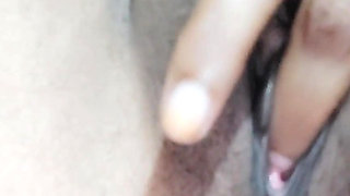 Hot Indian desi girl masturbating