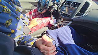 Traveling with My Girlfriend I Couldn't Resist the Urge: Luxury Handjob and Blowjob on the Side of the Road