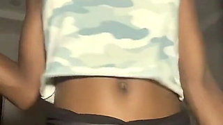 Browngurl234s Bedroom Vibes Sensual Energy and Twerk Performance