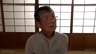 01132,Thrilling and intense erotic play