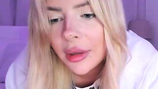 Close up Of Teen Masturbating