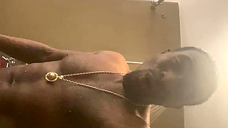 Curvy Hotwife Sucks off Rome Major's BBC in the Shower