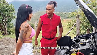 Mariana Pays the Mechanic Who Repairs Her Car on the Road with Her Pussy - Mariana Martix & Matamoros