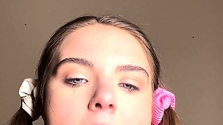 Amateur Webcam Teen Masturbates And Teases