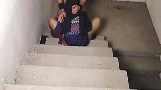 Girlfriend Ki Chodai On Stairs-blowjob Doggy Style Hardcore