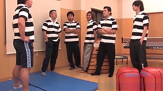 Schoolgirl gets her pussy pounded by jocks in the gym