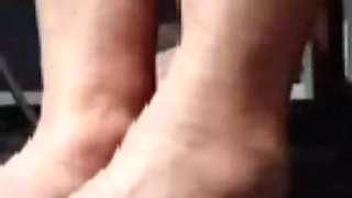 A Friend Cumming on My Feet 1