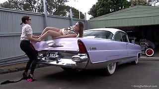 Anne & Lucie Lesbian Outdoor Sex