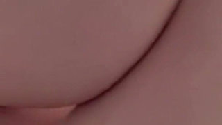 Multiple Cumshots in Bed