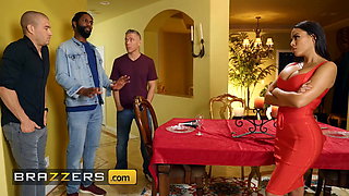 Luna Star&#039;s Bf Forgets Valentine&#039;s Day So She Invites His Buddies Mick Xander To A Romantic Dinner - Brazzers