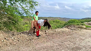 Perverted old peasant finds a beautiful student in uniform in the countryside and seduces her to have sex with her.