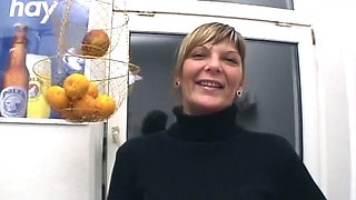 Mature Blonde Dildos Wet Pussy Till Clenching Orgasm