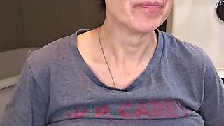 Big boobs milf masturbates with her dildo
