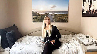 German MILF SweetSusi Dirty Talk in Nylon and Heels