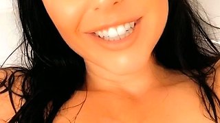 NEW- Loving Girlfriend Experience Sensual bubble bath with