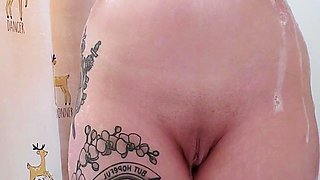 Amateur blondie solo anal masturbation