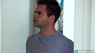 Johnny's Mummy Pulverizes Johnny's Hottest Acquaintance - Nicky Rebel