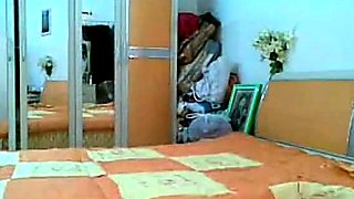 Bedroom sextape of Indian couple