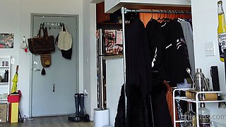 Amateur Webcam Teen Flashes Masturbates