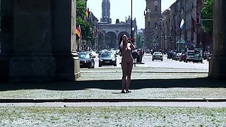 Amateur ass ramming outdoors