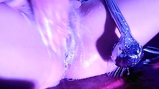 Rich British BBW preps her vagina for steamy sex session.