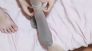 Amateur Asian girlfriend in threesome